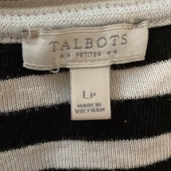 Lightweight black and white striped sweater with tiny sparkles - Picture 5 of 5